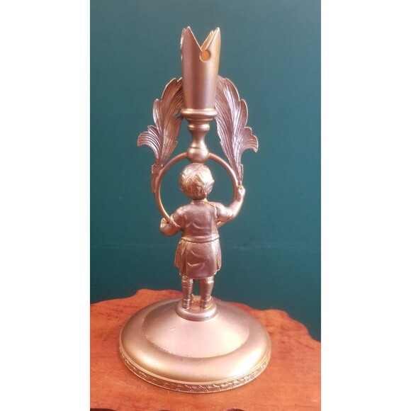Vintage Cromwell Plate Co. Candlestick Boy Holding Hoop & Laurels 6.5" - Picture 3 of 7
